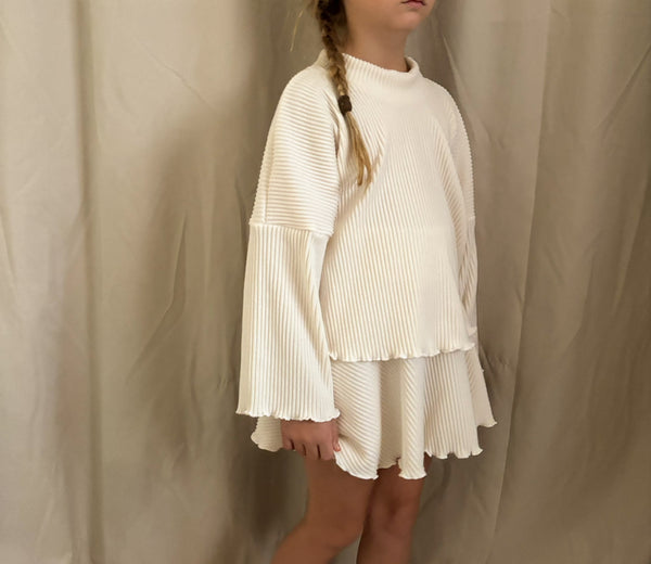 lettuce edge boxy sweater + twirl skirt