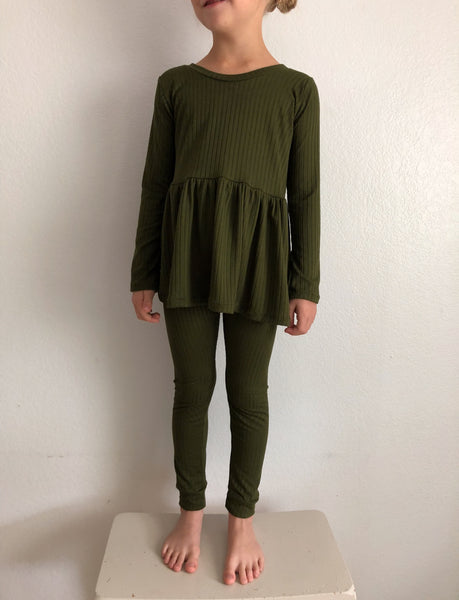 long sleeve peplum + leggings set (more colors)