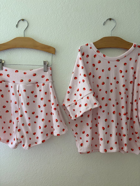 blush strawberry cotton pointelle boxy tee + lounge shorts