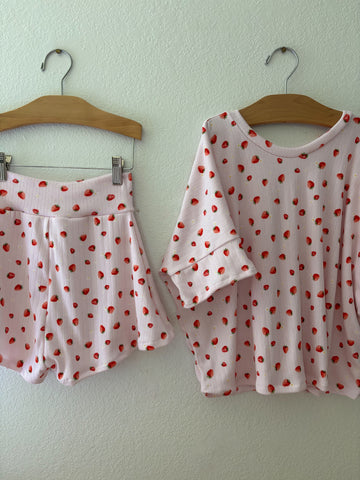 blush strawberry cotton pointelle boxy tee + lounge shorts